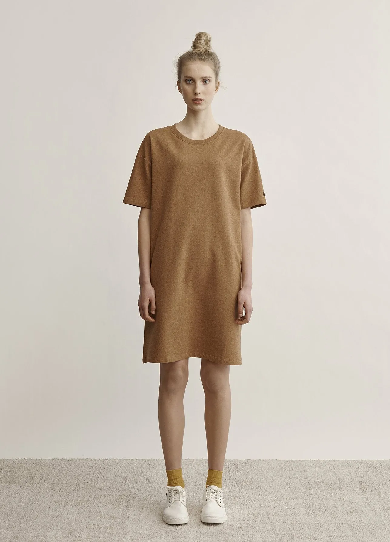 Kitinen T-Shirt Dress Brown